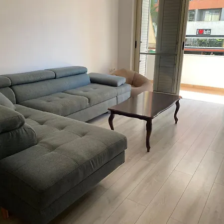 E&b Cosy 5 Tirana